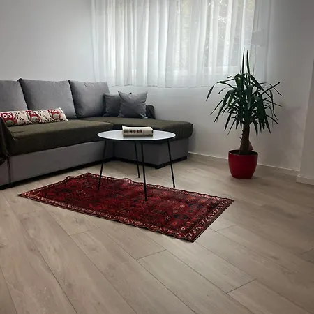 Poppy Apartment Tirana